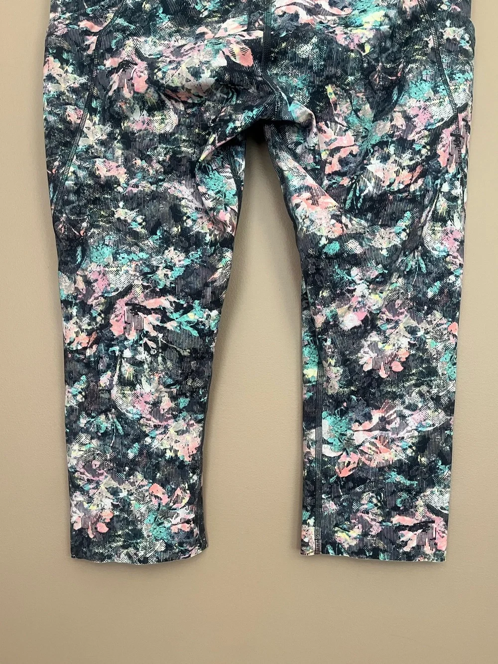 {Lululemon} Fast & Free Crop II Nulux 19